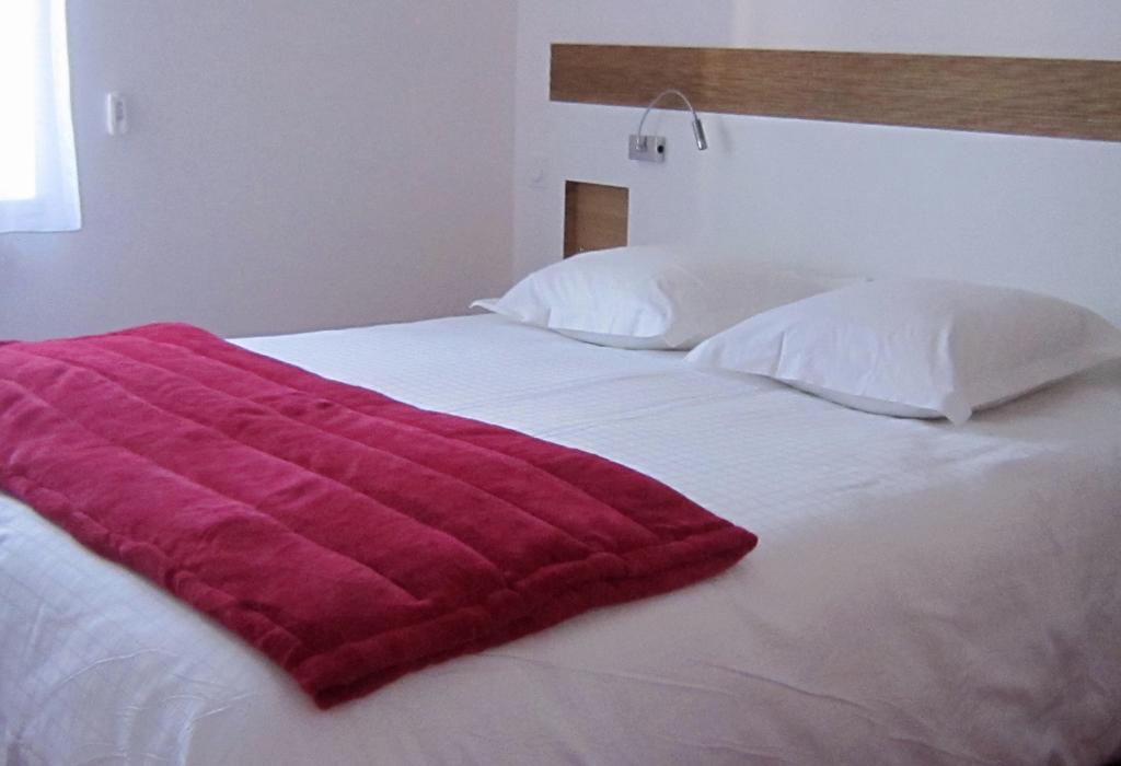Hotel De Perros, The Originals Boutique Room photo